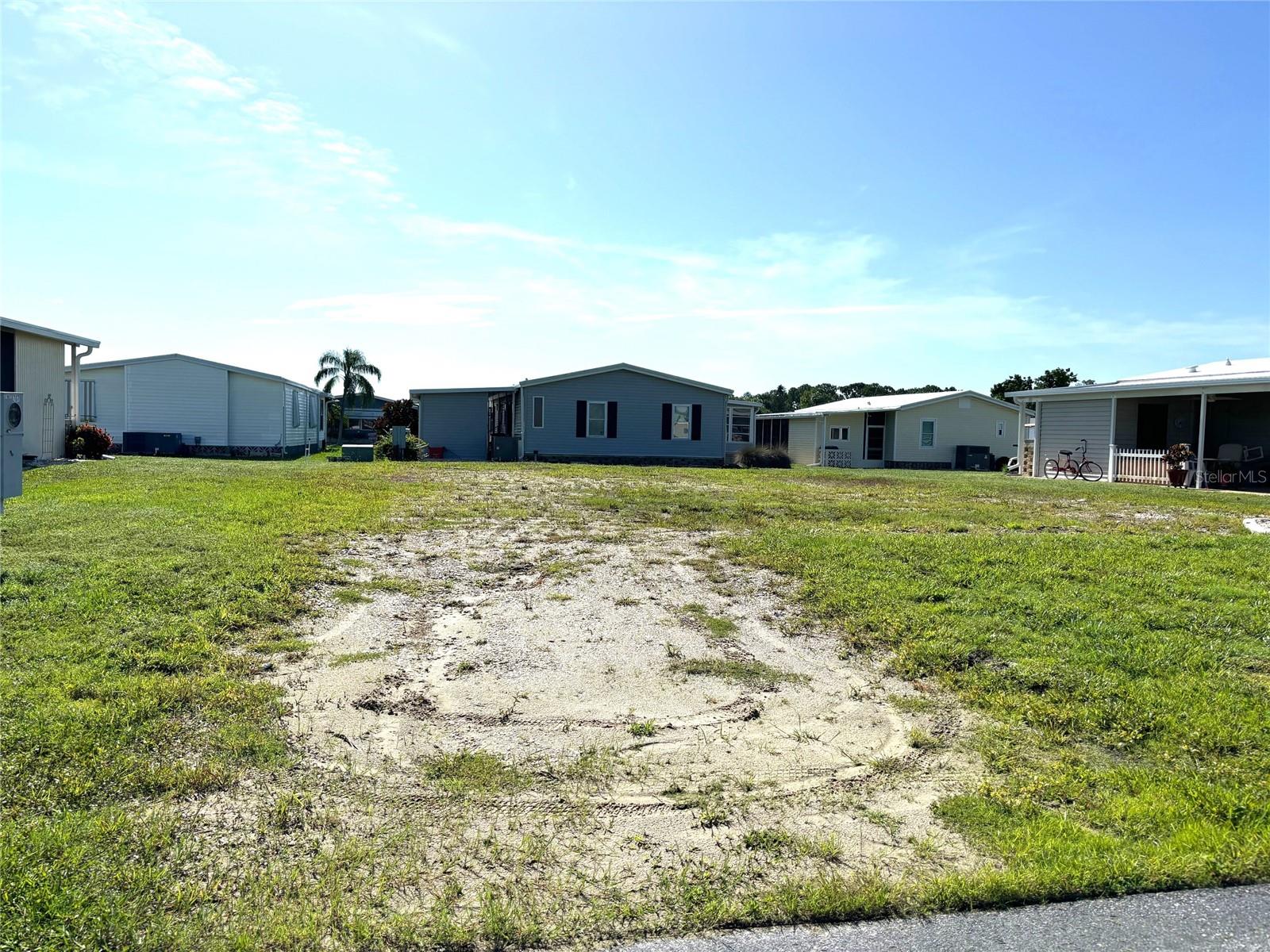 LA CASA MHP CO-OP - Land