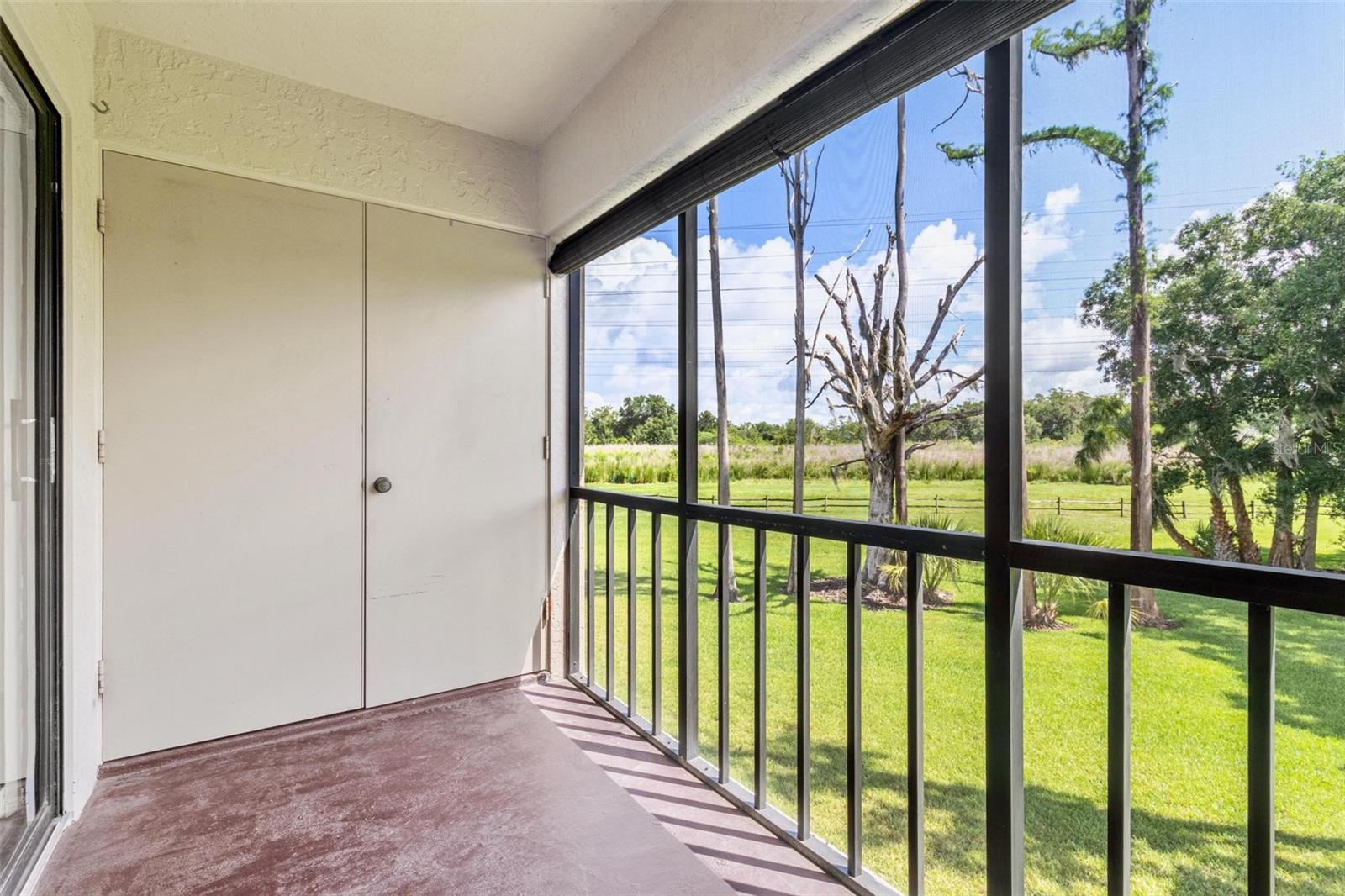 EAST LAKE WOODLANDS CONDO UNIT 7 - Residential