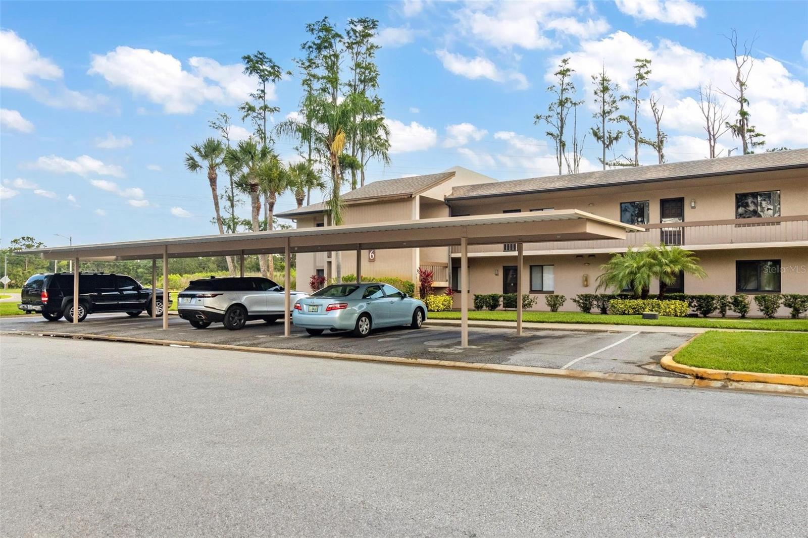 EAST LAKE WOODLANDS CONDO UNIT 7 - Residential