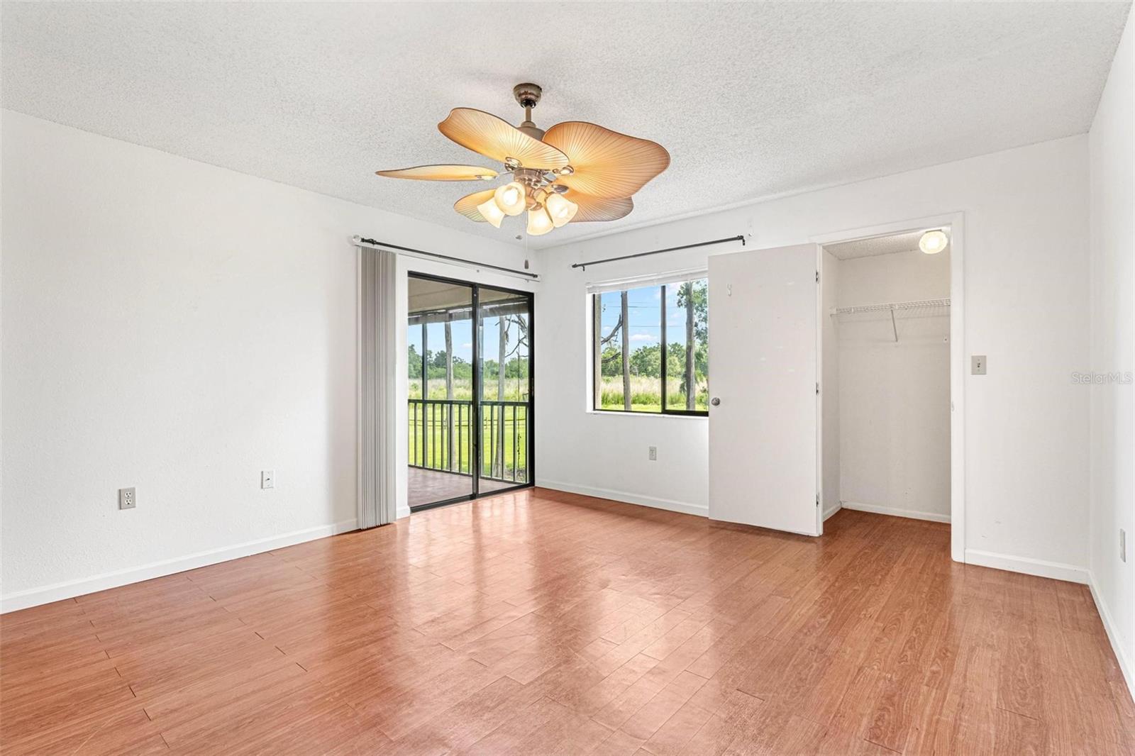 EAST LAKE WOODLANDS CONDO UNIT 7 - Residential