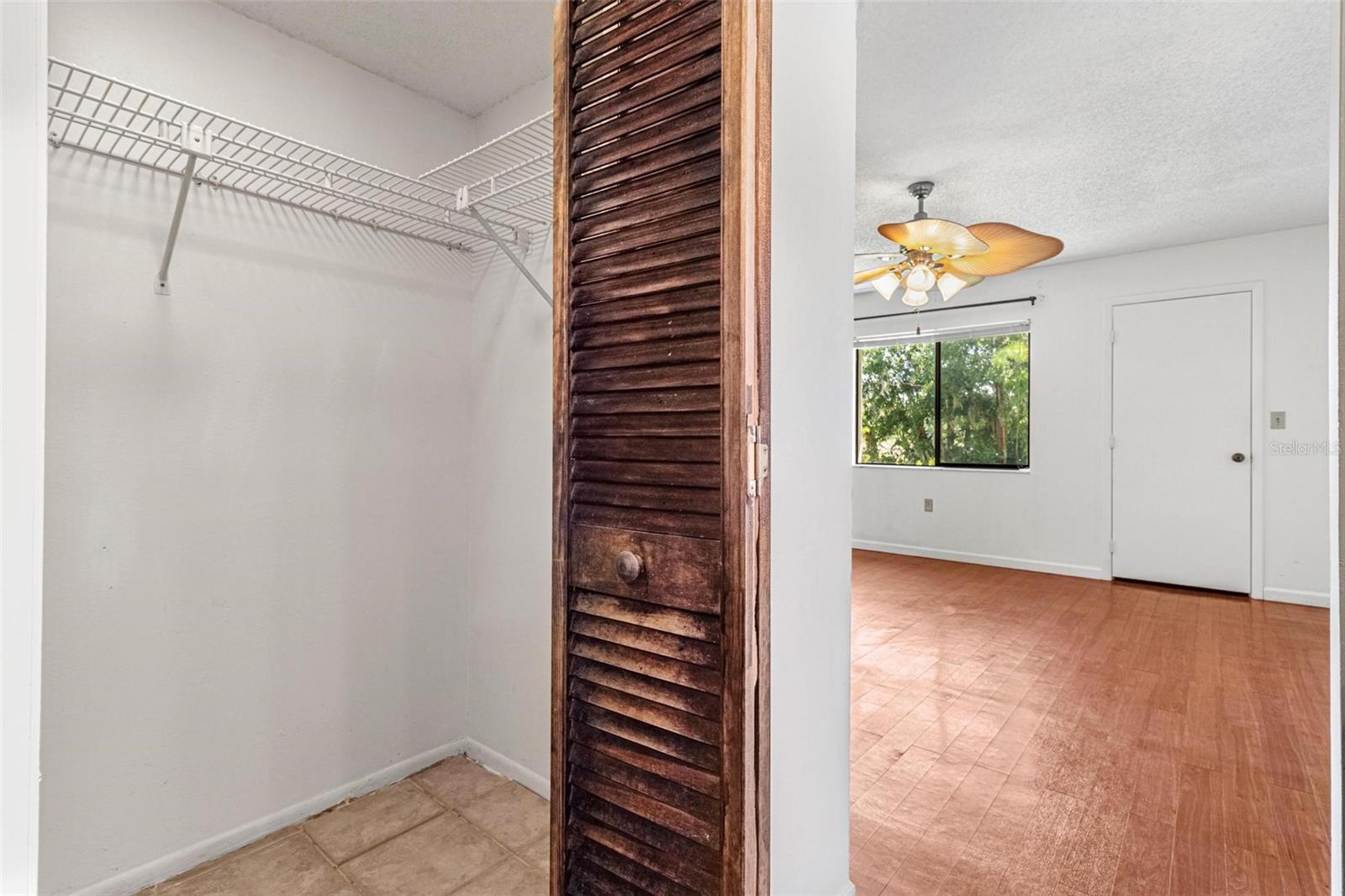 EAST LAKE WOODLANDS CONDO UNIT 7 - Residential