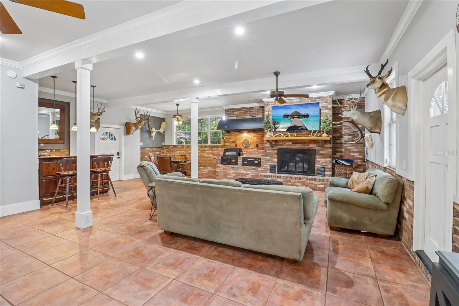 ACREAGE & UNREC - Residential