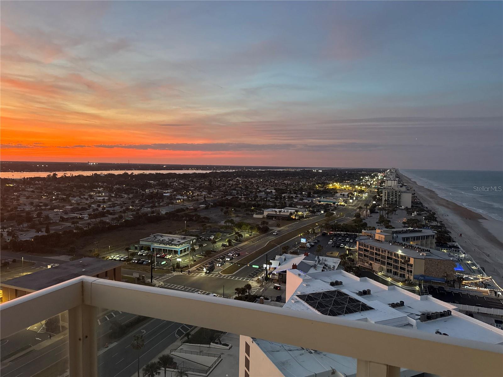 DAYTONA BEACH ALIKI TOWER PT UNIT S CONDO - Residential