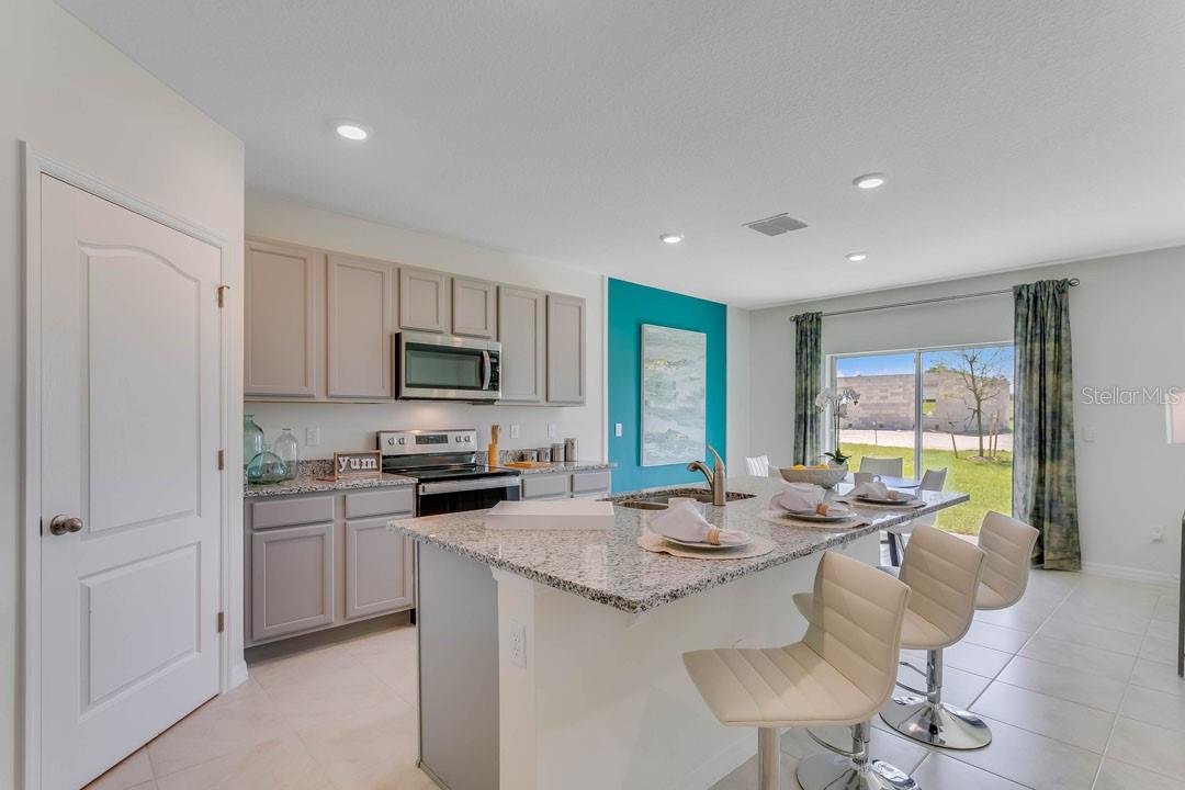 WESTRIDGE PK PH 2 - Residential