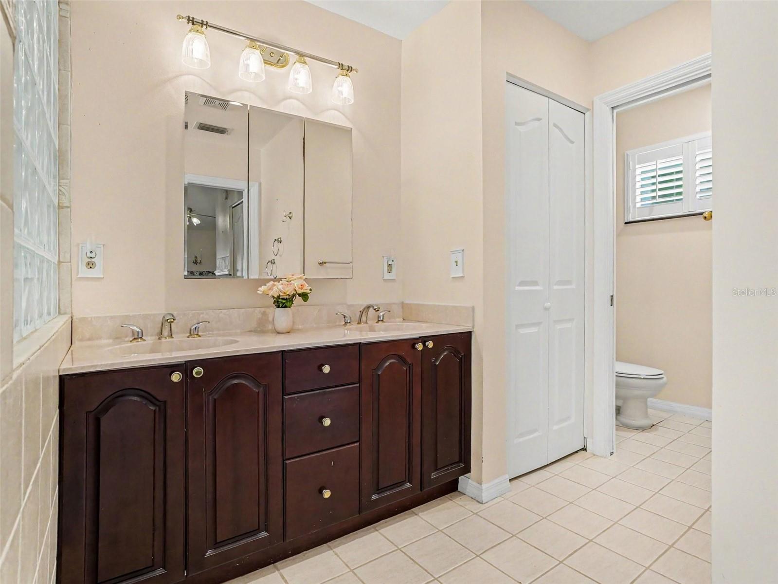 HIAWASSEE HILLS - Residential