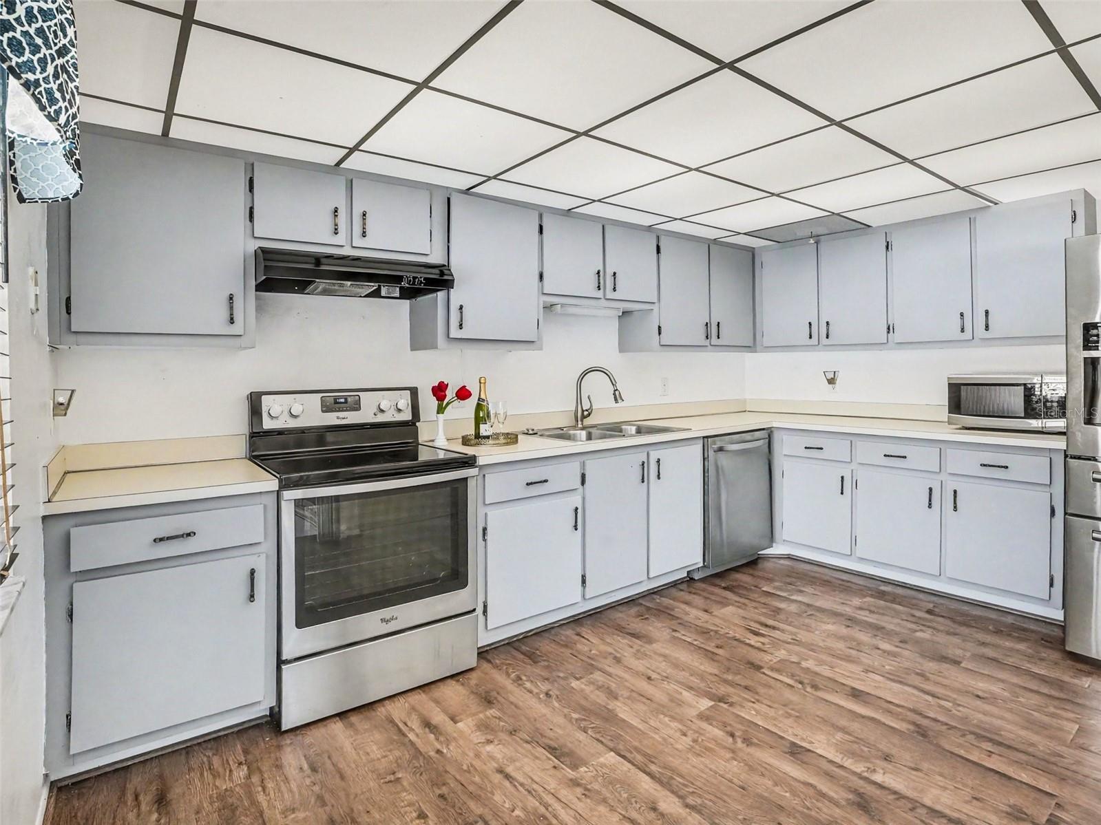 HIAWASSEE HILLS - Residential