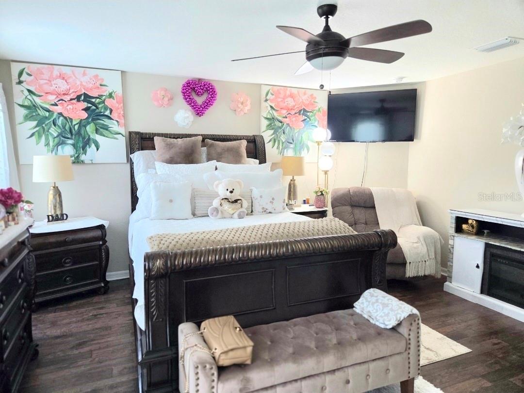 AVIARY AT RUTLAND RANCH PH 1A & 1B - Residential