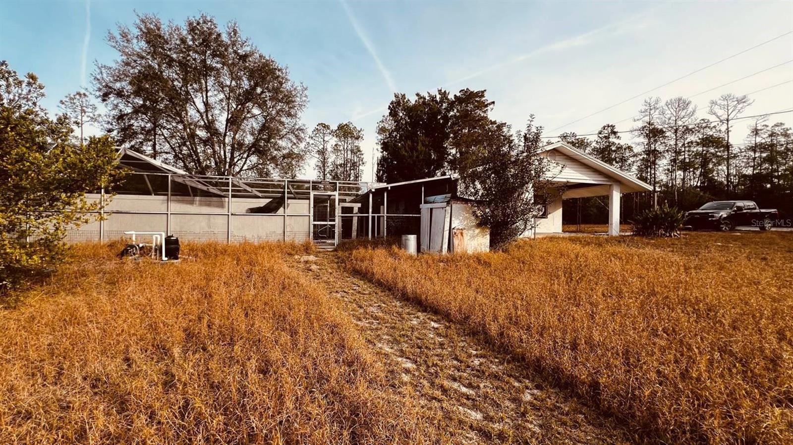 RAINBOW LAKES ESTATE - Residential