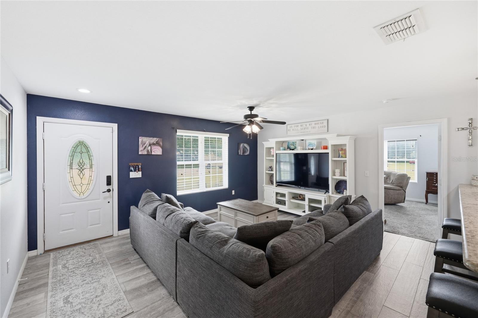 EXECUTIVE HOMES - Residential