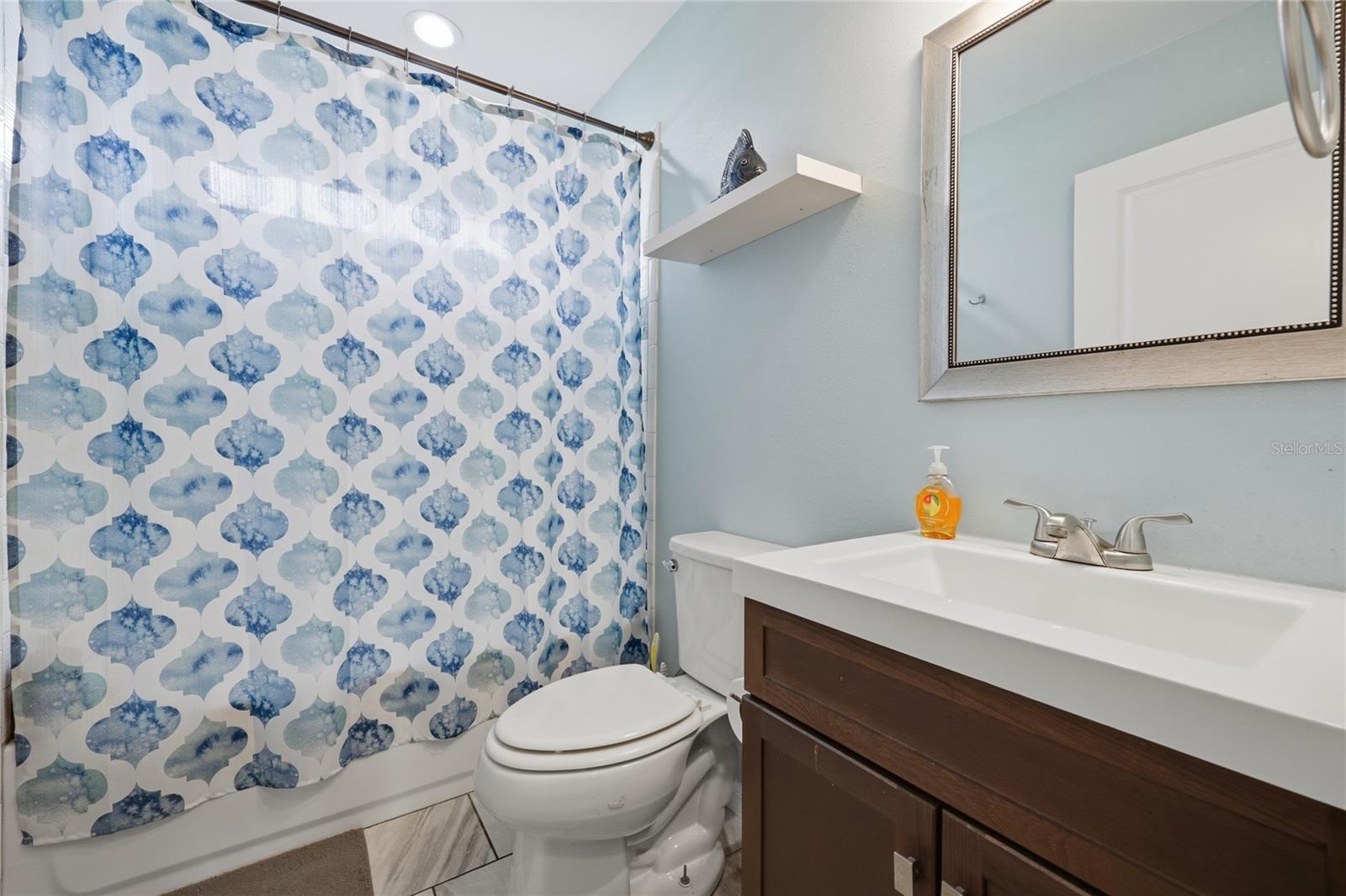 EXECUTIVE HOMES - Residential