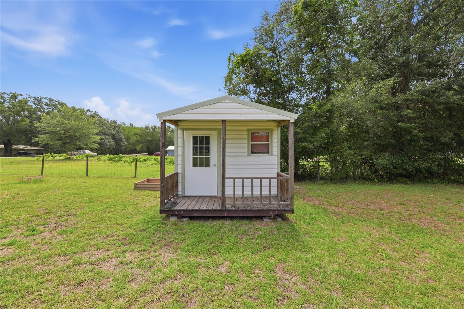 EXECUTIVE HOMES - Residential