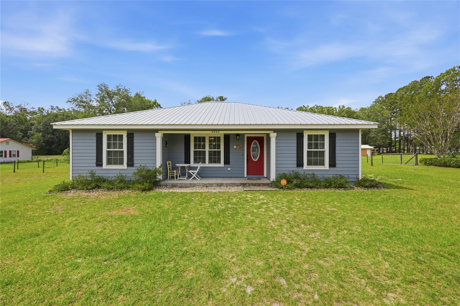 EXECUTIVE HOMES - Residential
