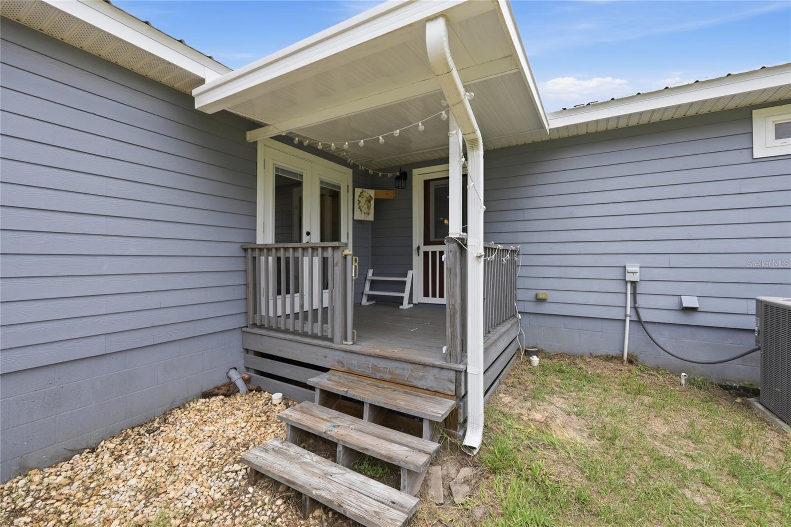 EXECUTIVE HOMES - Residential