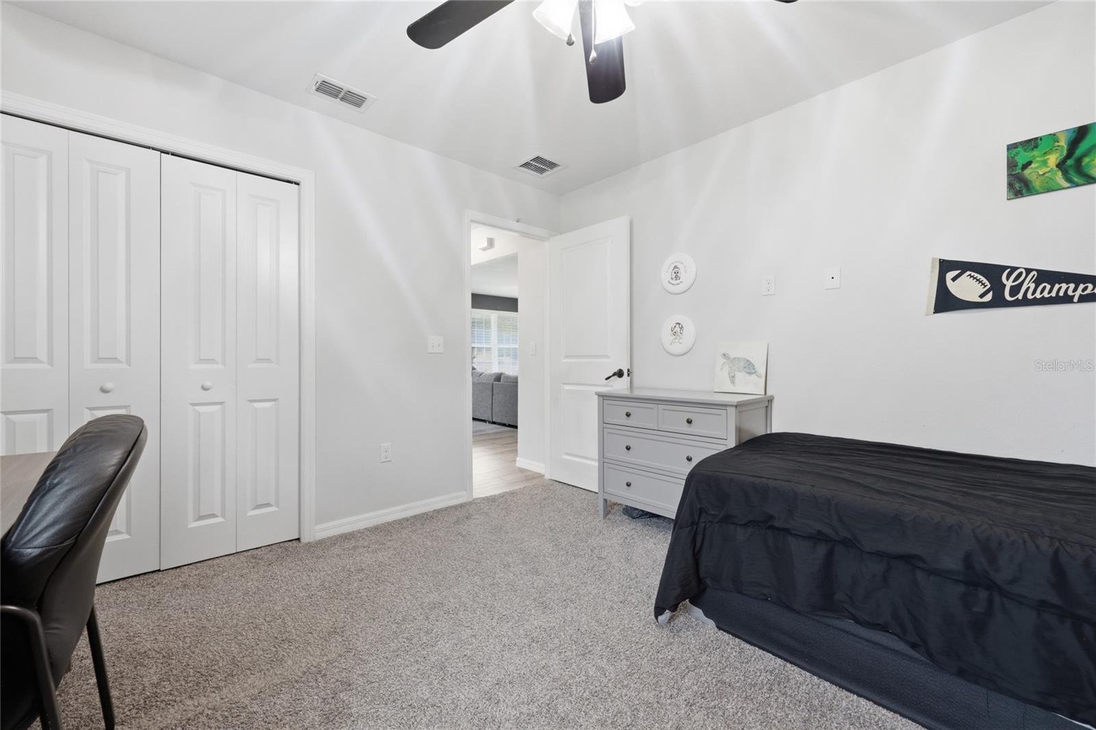 EXECUTIVE HOMES - Residential