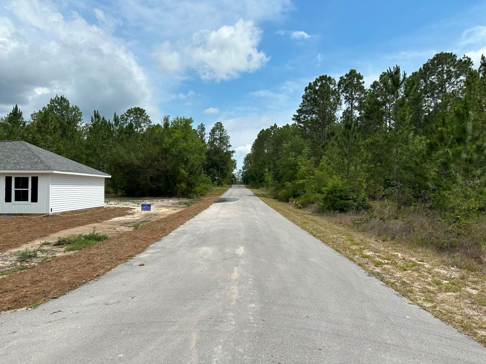 RAINBOW LAKES ESTATE - Land