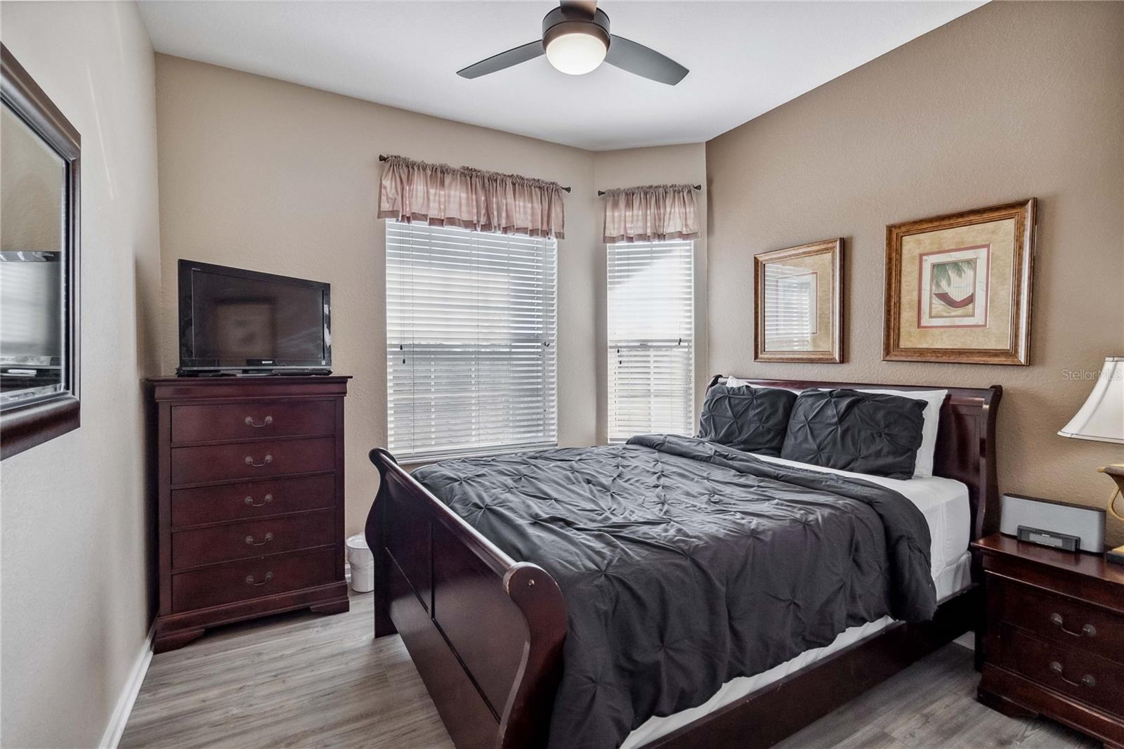 VENTURA AT WINDSOR HILLS CONDO PH 6 - Residential