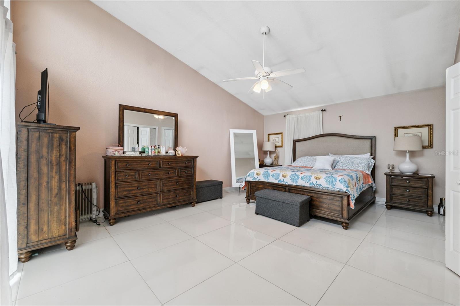 FOX RIDGE - Residential