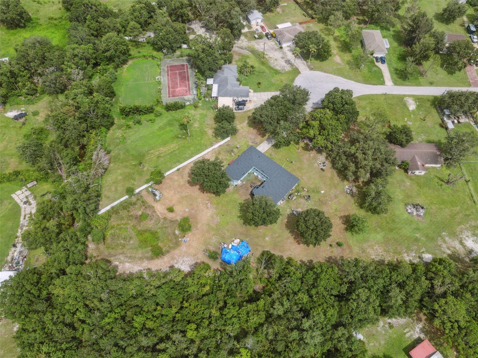 FOX RIDGE - Residential