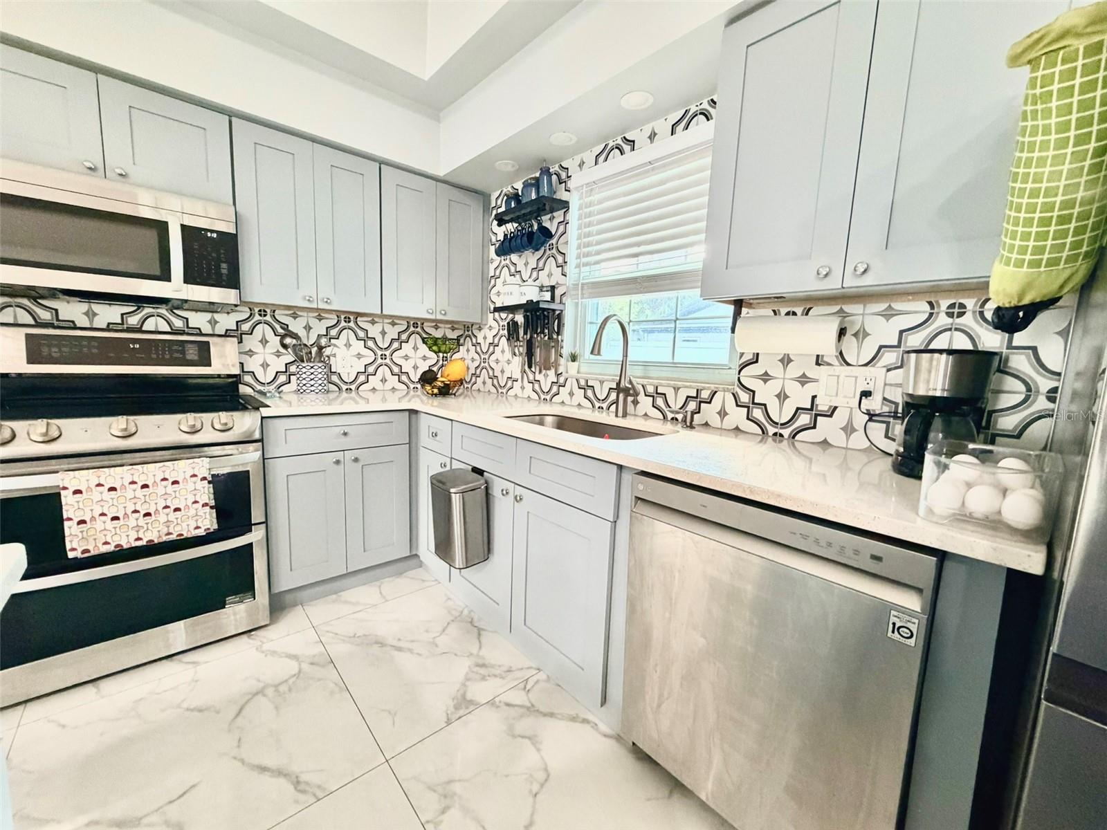 BAY CREST PARK UNIT 14 - Residential