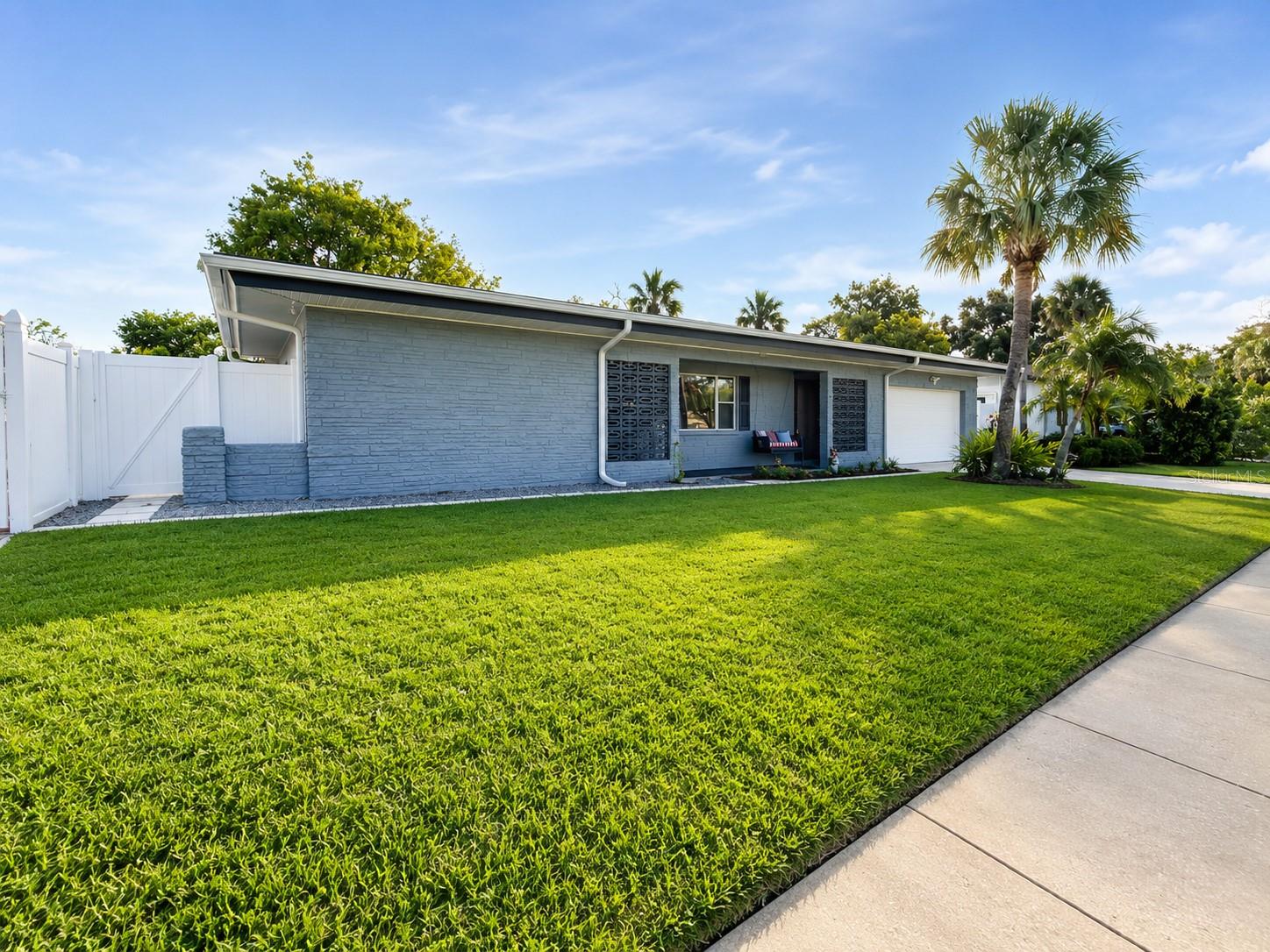 BAY CREST PARK UNIT 14 - Residential