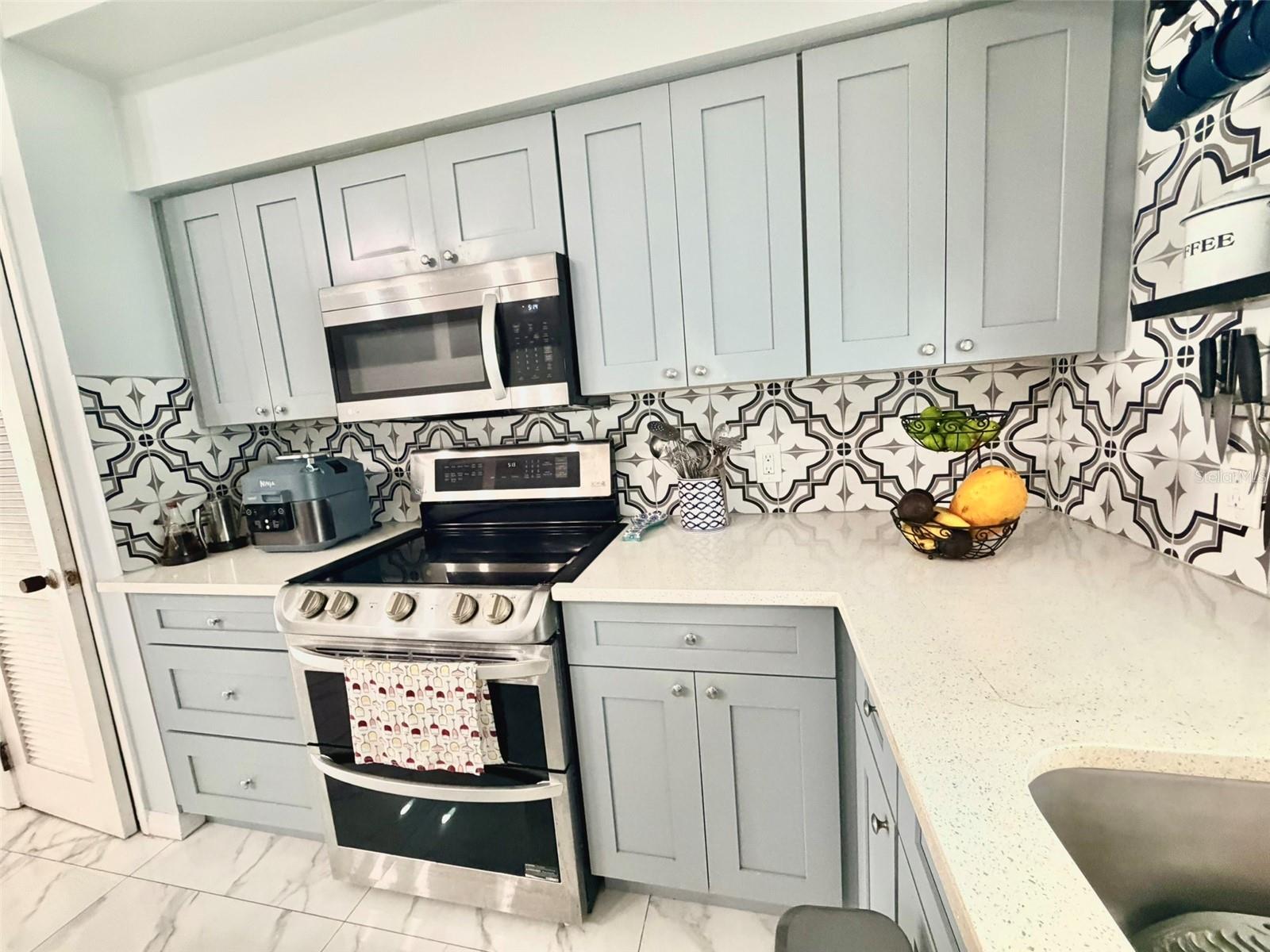 BAY CREST PARK UNIT 14 - Residential