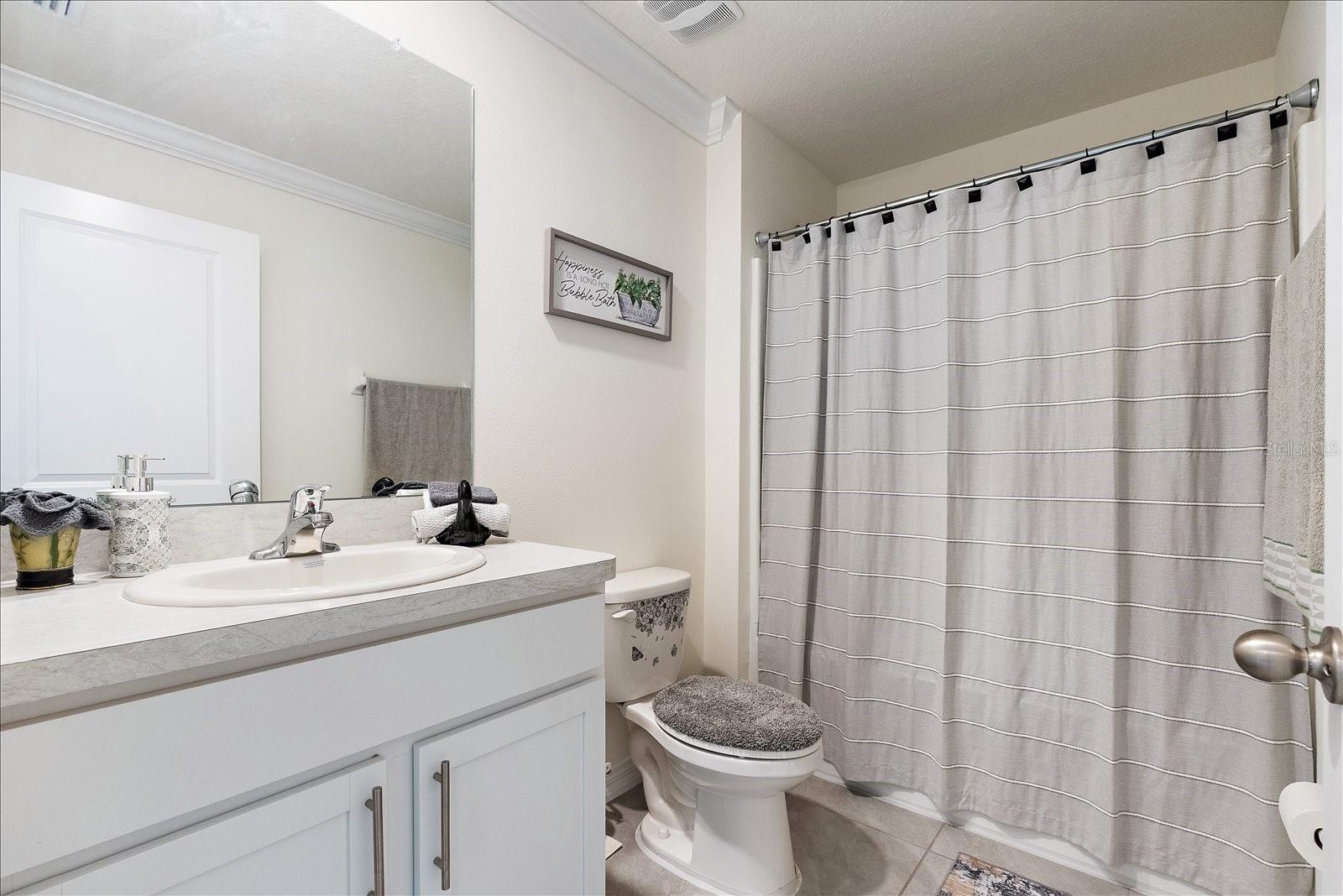 HERNANDO OAKS PH 3 - Residential