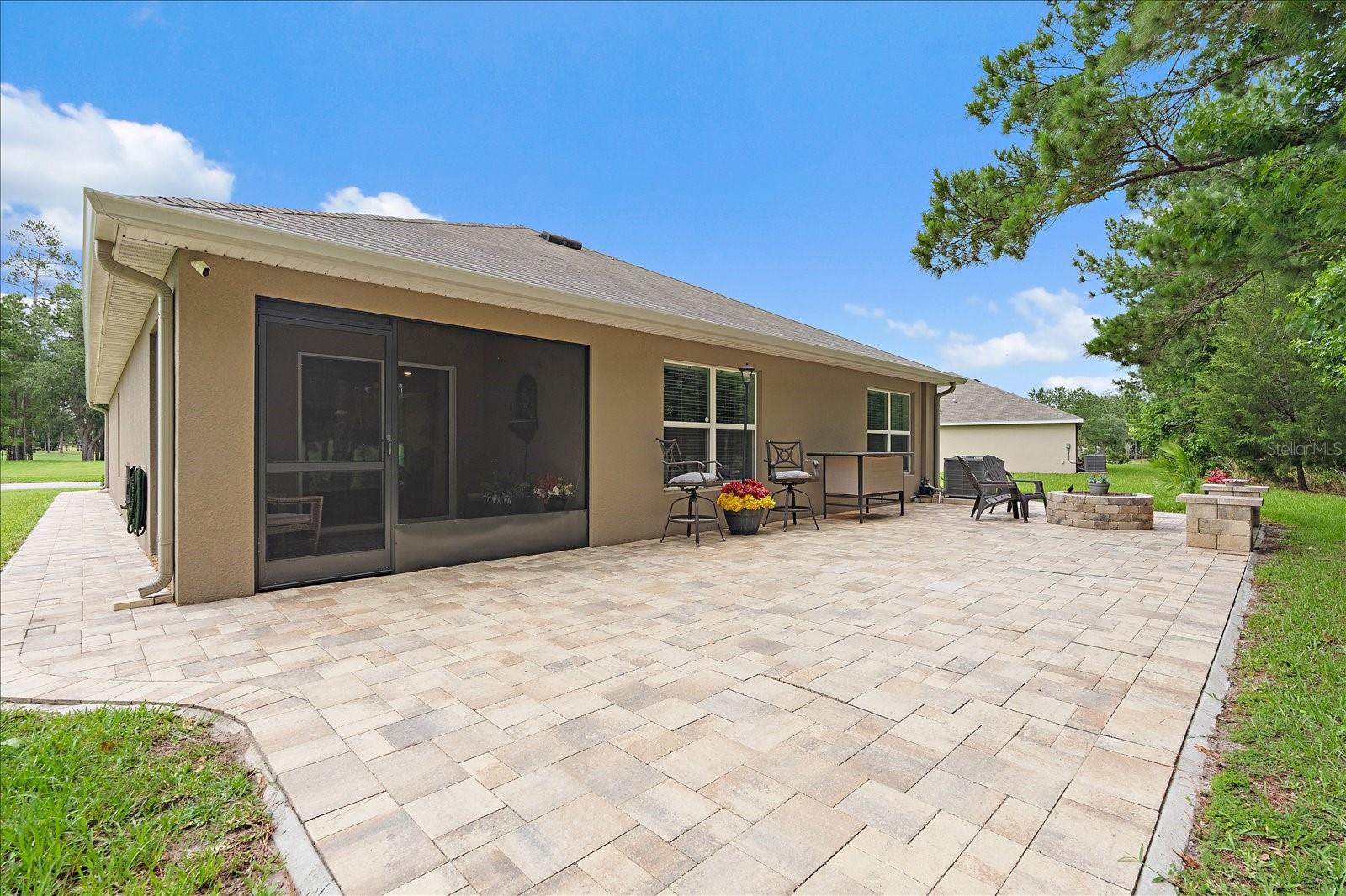 HERNANDO OAKS PH 3 - Residential