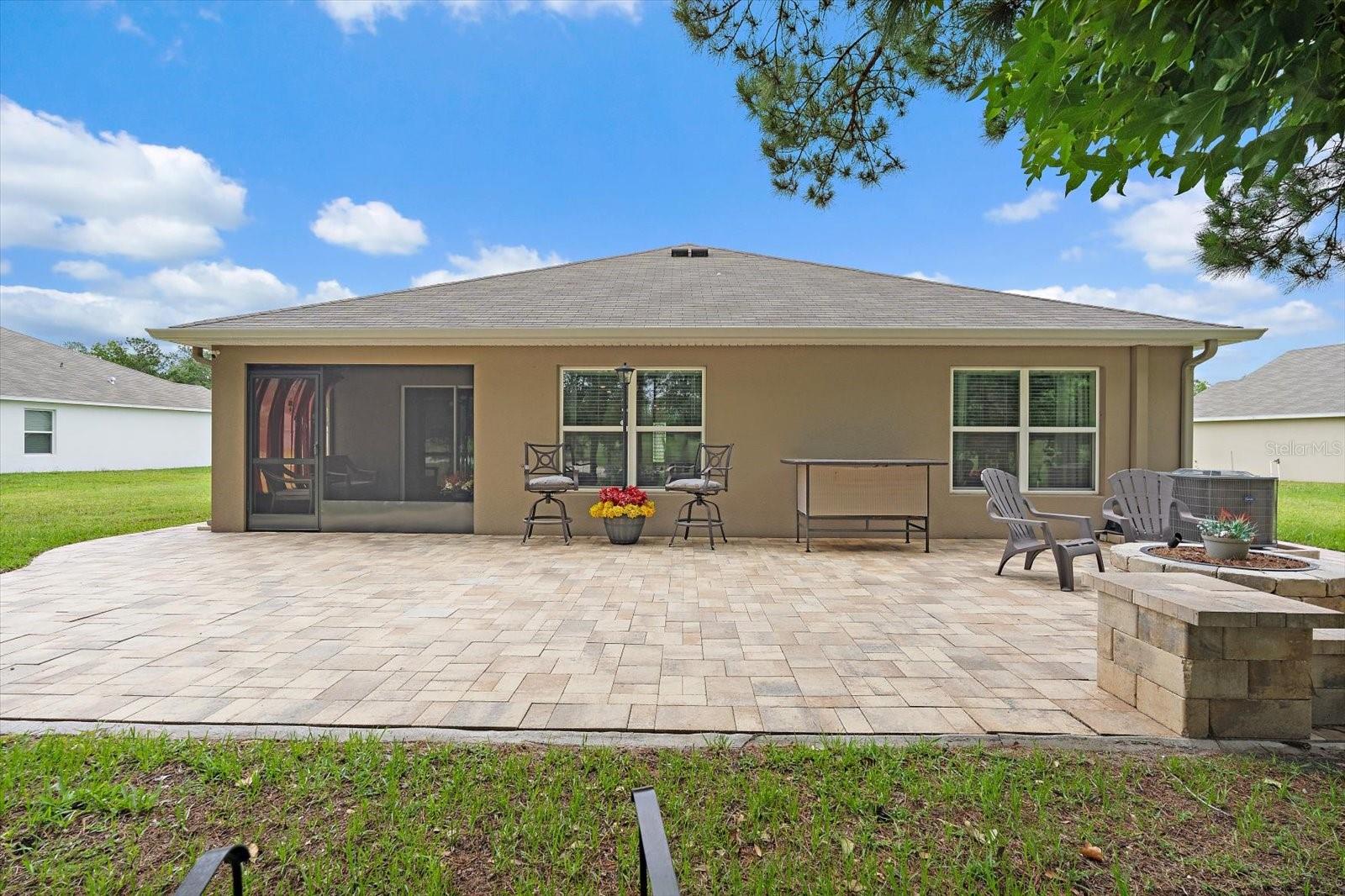 HERNANDO OAKS PH 3 - Residential