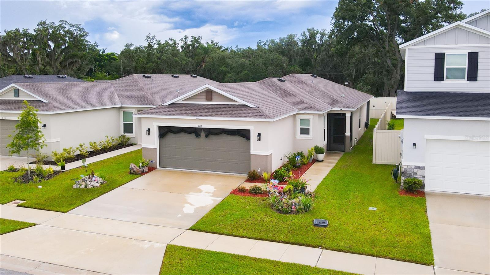 HICKORY RANCH - Residential