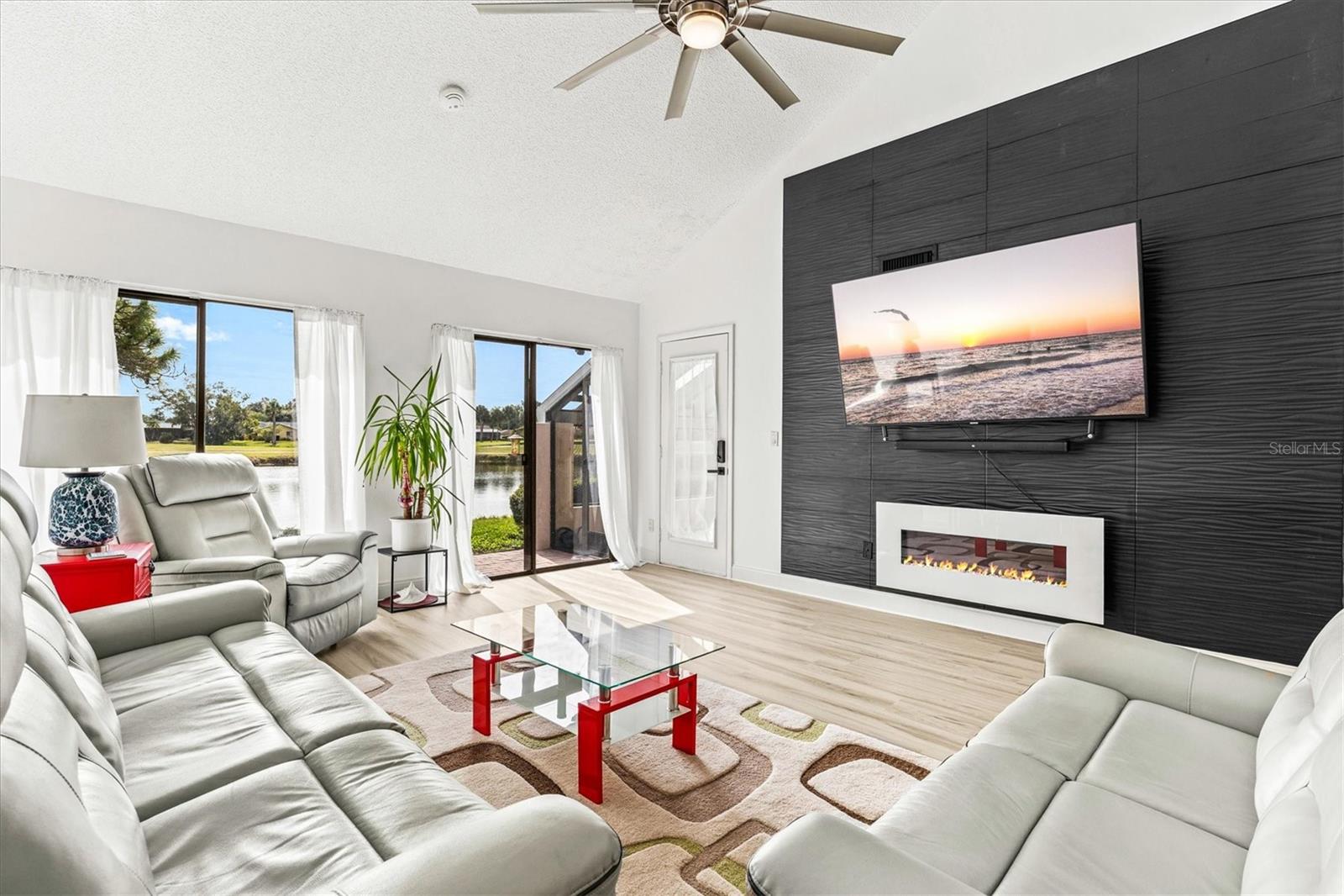 MEADOWLAKE II - Residential