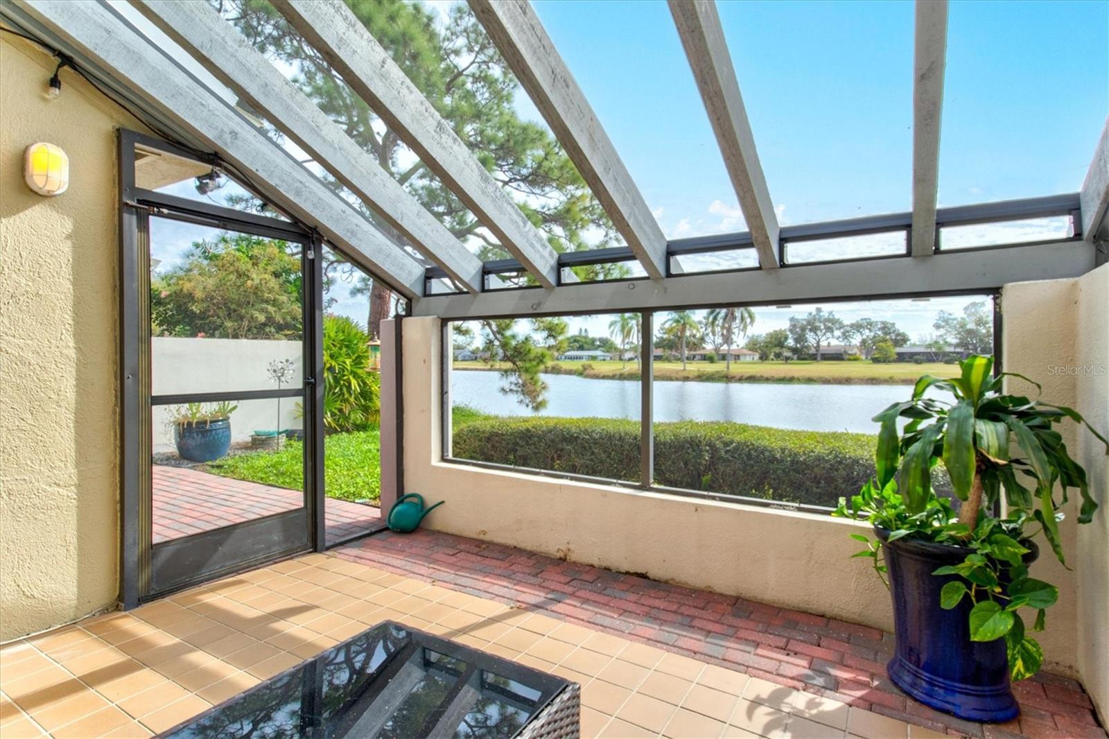 MEADOWLAKE II - Residential