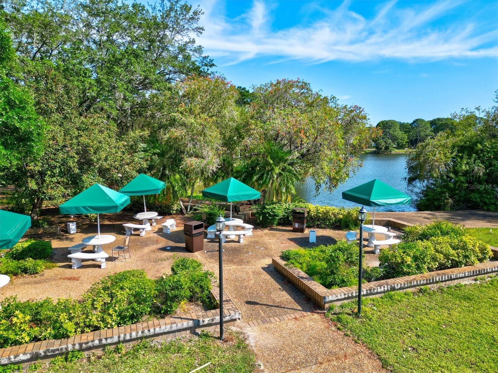 MEADOWLAKE II - Residential