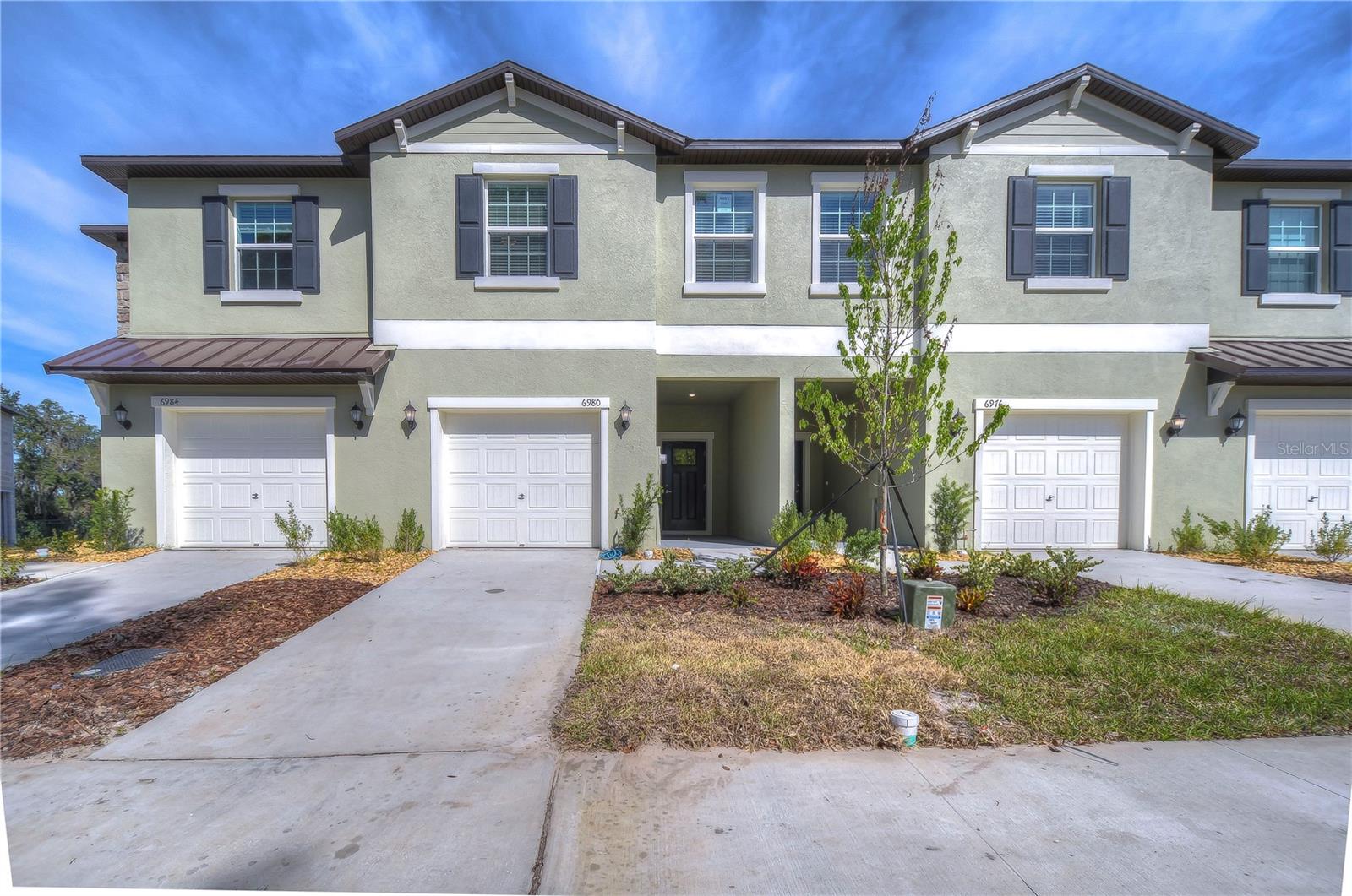 BRAND NEW TWO-STORY TOWNHOME IN A GREAT GATED COMMUNITY OF ABBOTT PARK.
THIS TOWNHOME FEATURES AN OPEN FLOOR PLAN AMONG THE MAIN FLOOR KITCHEN WITH ALL STAINLESS STEEL APPLIANCES AND GRANITE COUNTERTOPS, GREAT ROOM, HALF BATH, ONE CAR GARAGE AND COVERED PATIO.
THE SECOND FLOOR FEATURES THE SPACIOUS OWNERS SUITE, TWO BEDROOMS, TWO FULL BATHROOMS AND A PERFECT LOFT THAT CAN BE USED FOR OFFICE SPACE. ALSO INCLUDES A LAUNDRY CLOSET WITH A DRYER AND WASHER. 
HOA MAINTAINS THE LAWN AND IT INCLUDES HIGH SPEED INTERNET. THIS COMMUNITY OFFERS A RESORT STYLE SWIMMING POOL, CLUBHOUSE LOUNGE, PARK, AND FITNESS GYM.
THIS PROPERTY IS DESIRABLE BECAUSE IS MINUTES AWAY FROM WESLEY CHAPEL, 25 MINUTES FROM THE PREMIUM OUTLETS AND OTHER GREAT SHOPPING, RESTAURANTS AND HOSPITALS. CLOSE TO l-75.