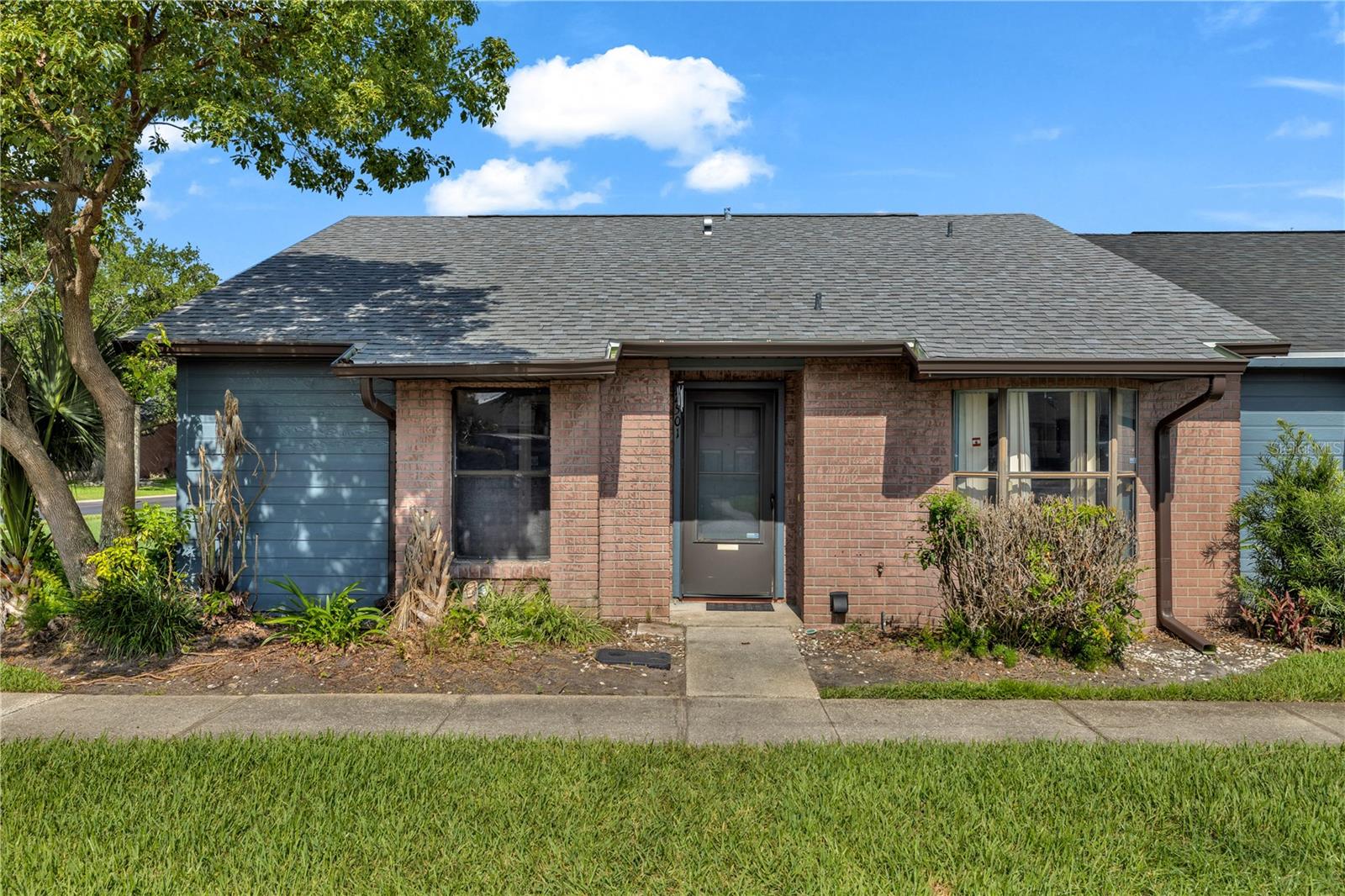 KING OAK VILLAS PHS 2 2ND ADDN - Residential