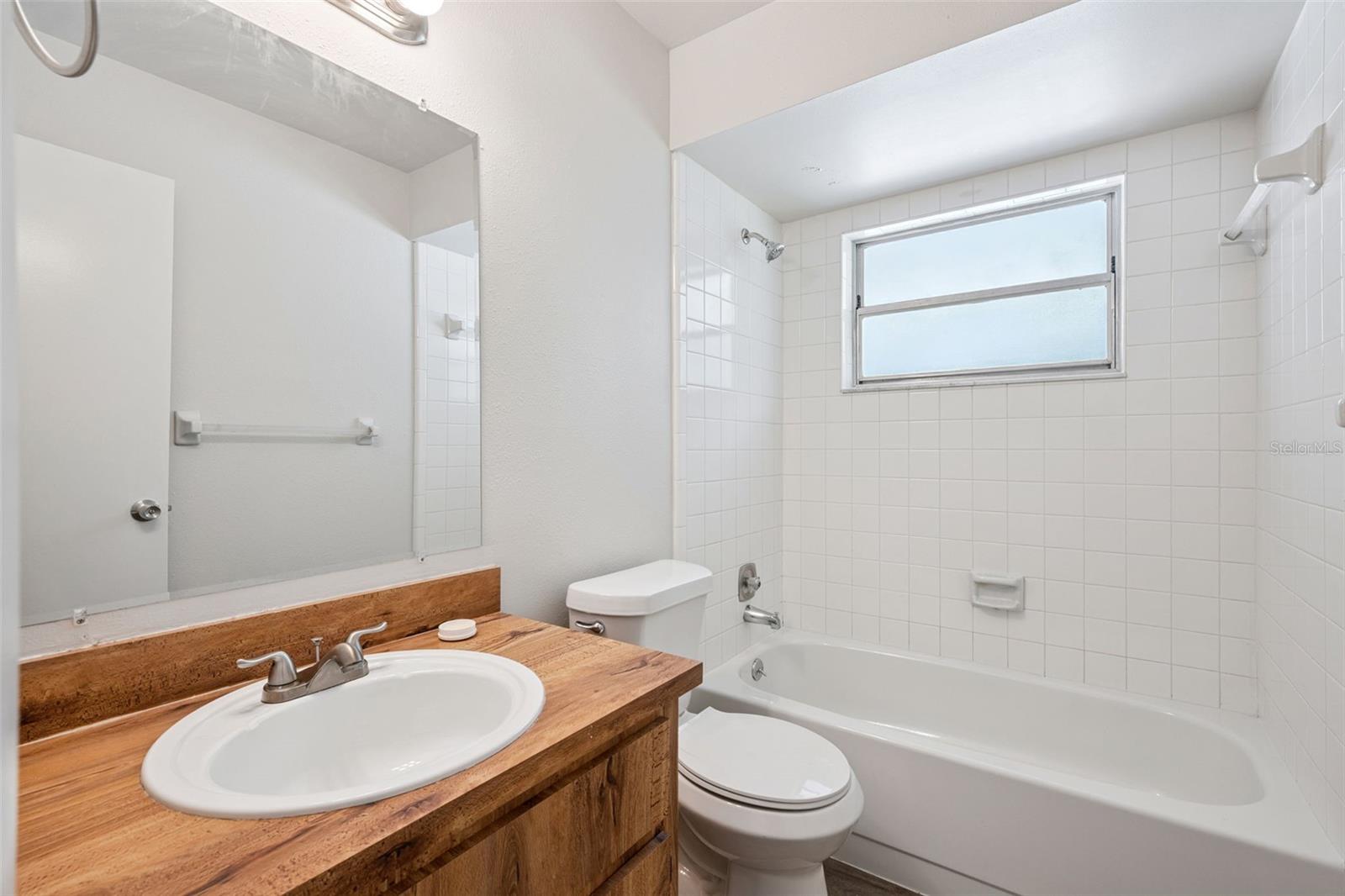 HIDDEN LAKE PH 2 UNIT 2 - Residential