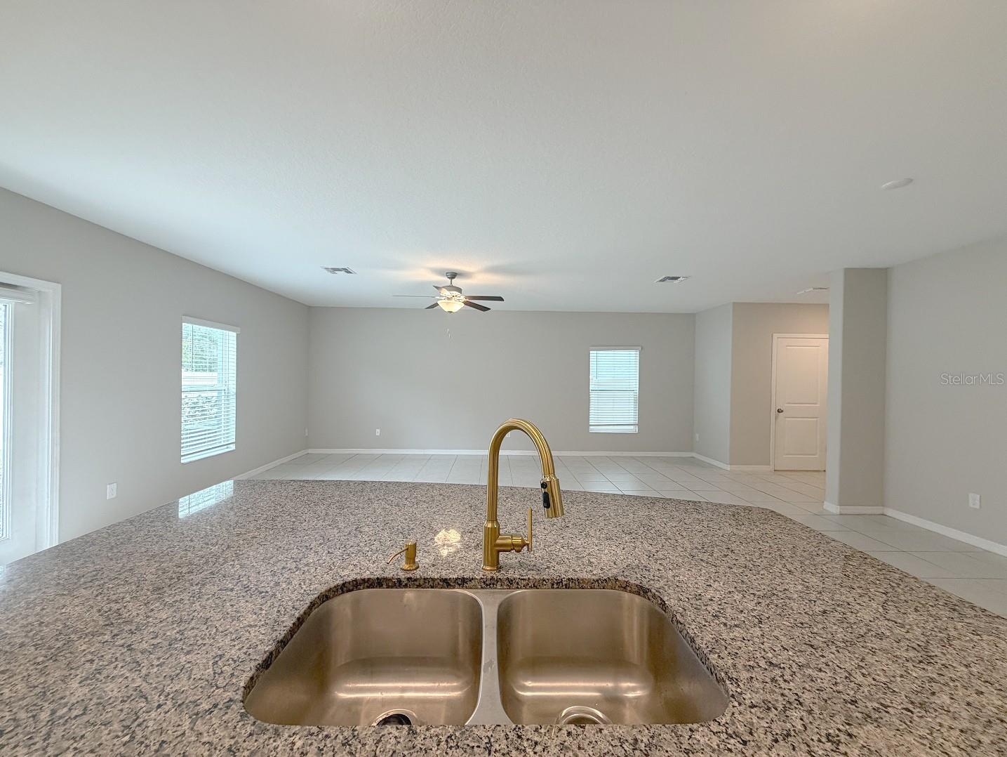 MANORS/CYPRESS RANCH - Residential Lease
