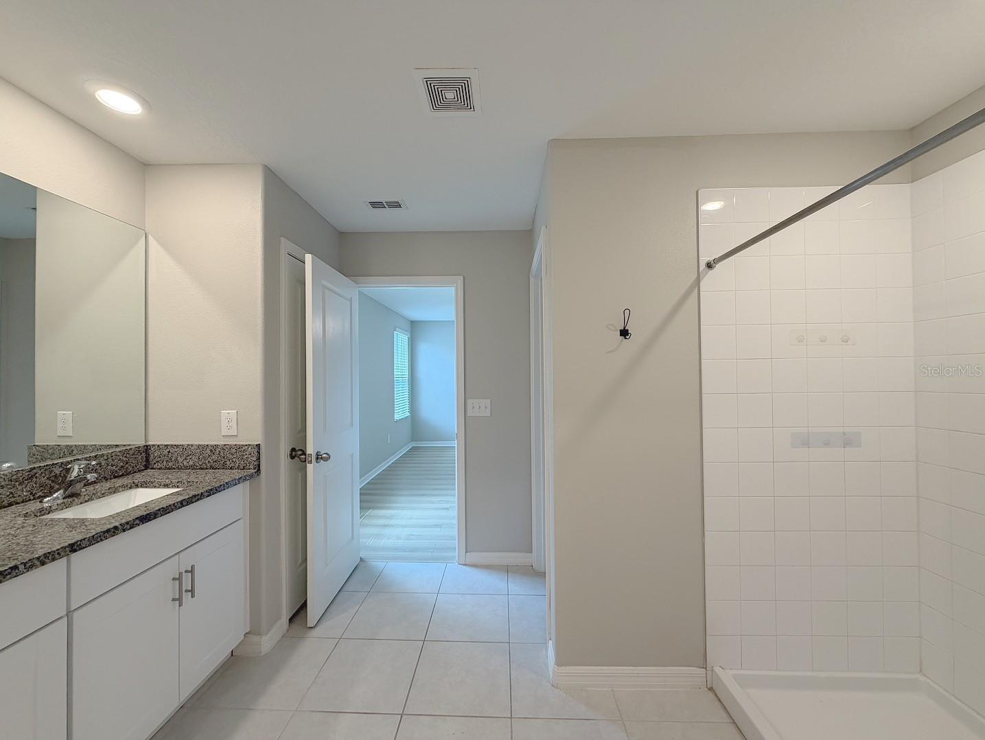 MANORS/CYPRESS RANCH - Residential Lease