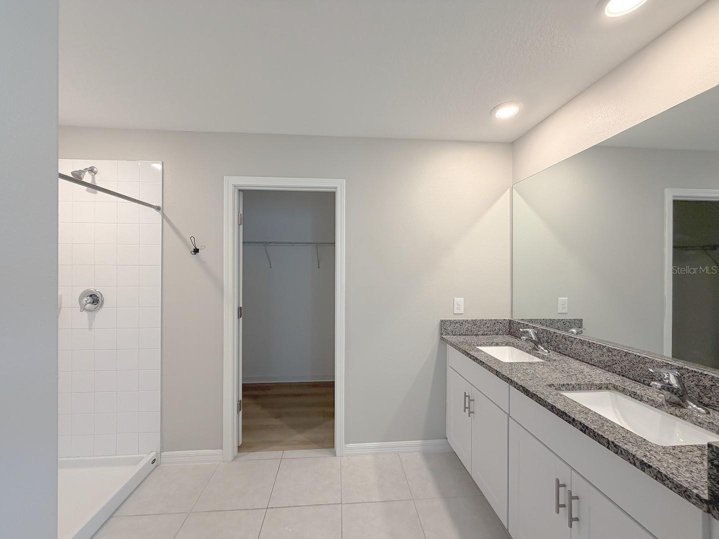 MANORS/CYPRESS RANCH - Residential Lease