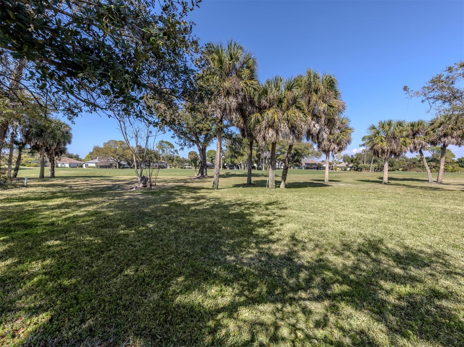 CALUSA LAKES - Residential
