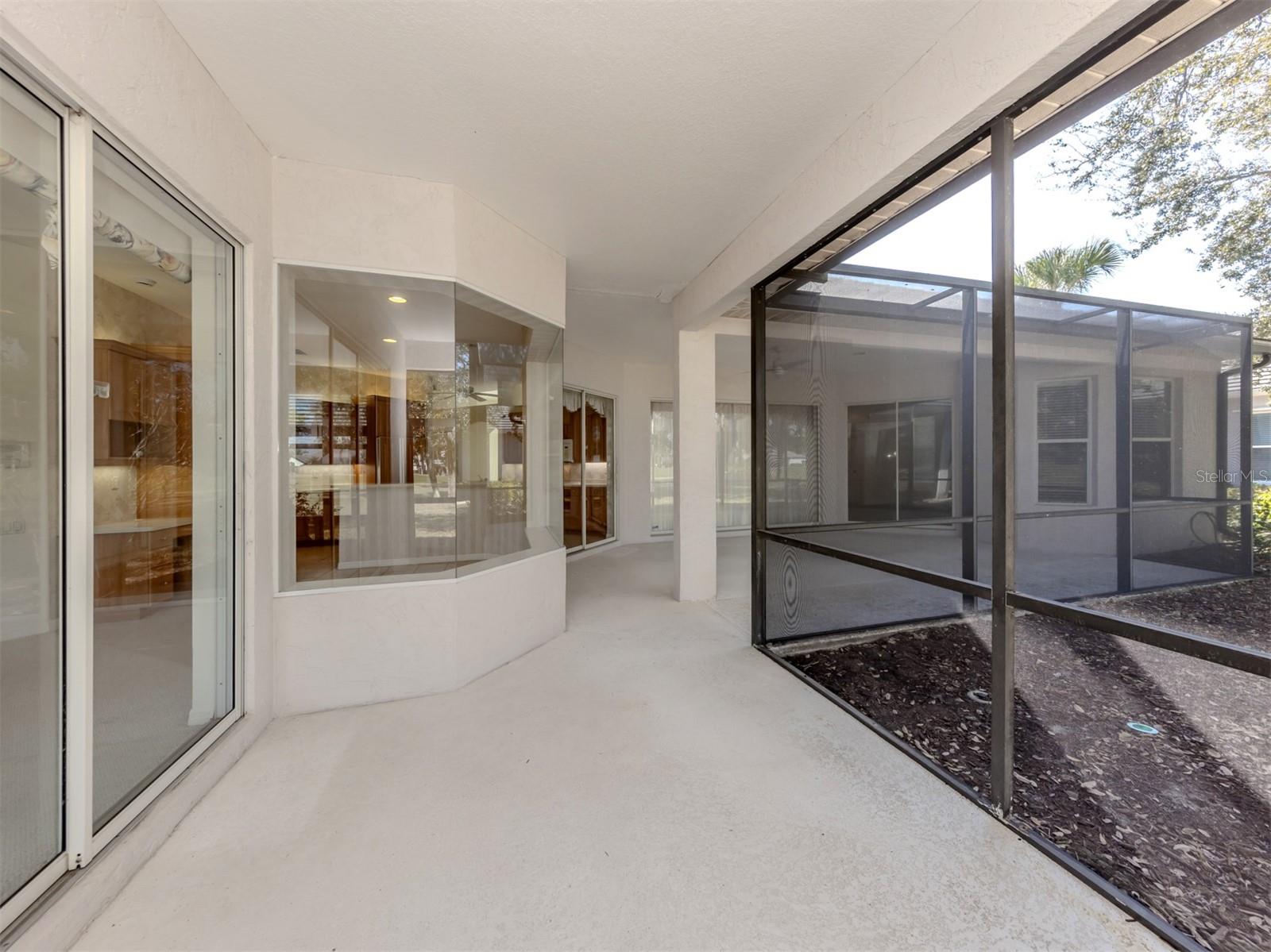 CALUSA LAKES - Residential