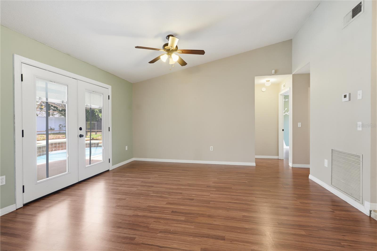 PLANTATION ESTATES UNIT 25 - Residential