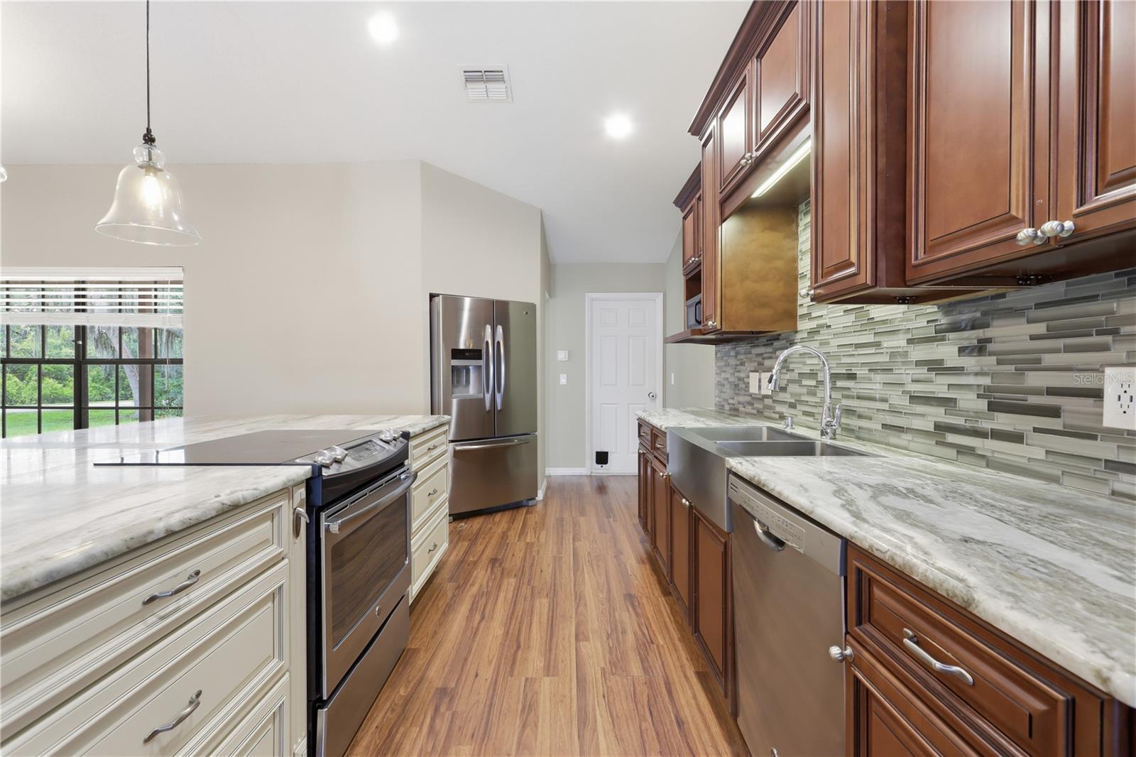 PLANTATION ESTATES UNIT 25 - Residential