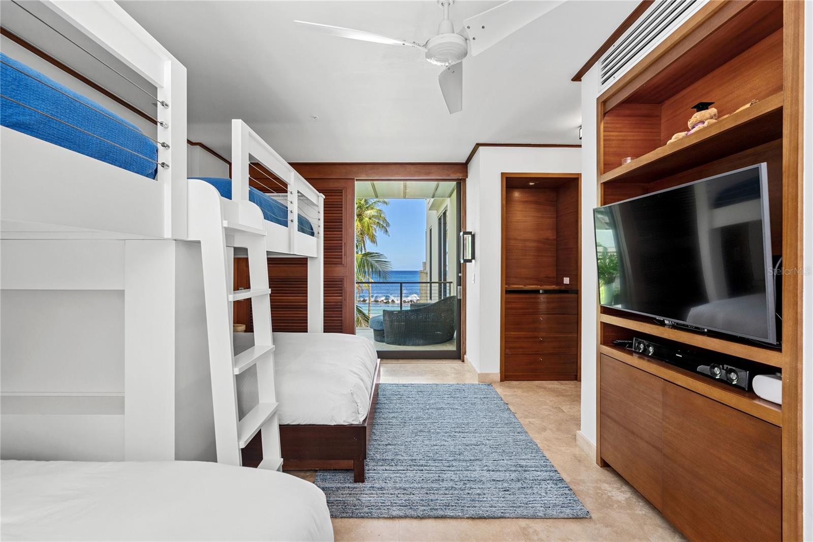 WEST BEACH RESIDENCES - Residential