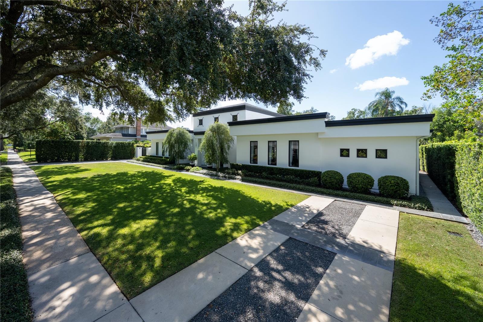 ELLNO WILLO - Residential