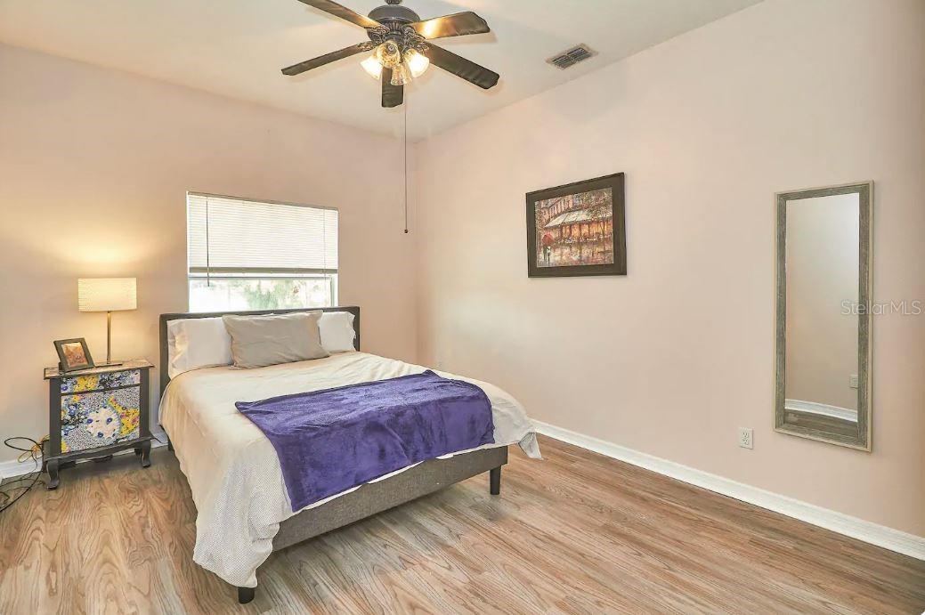LA VERGNE 1ST ADD - Residential Lease