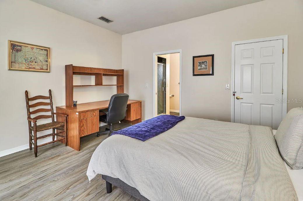LA VERGNE 1ST ADD - Residential Lease