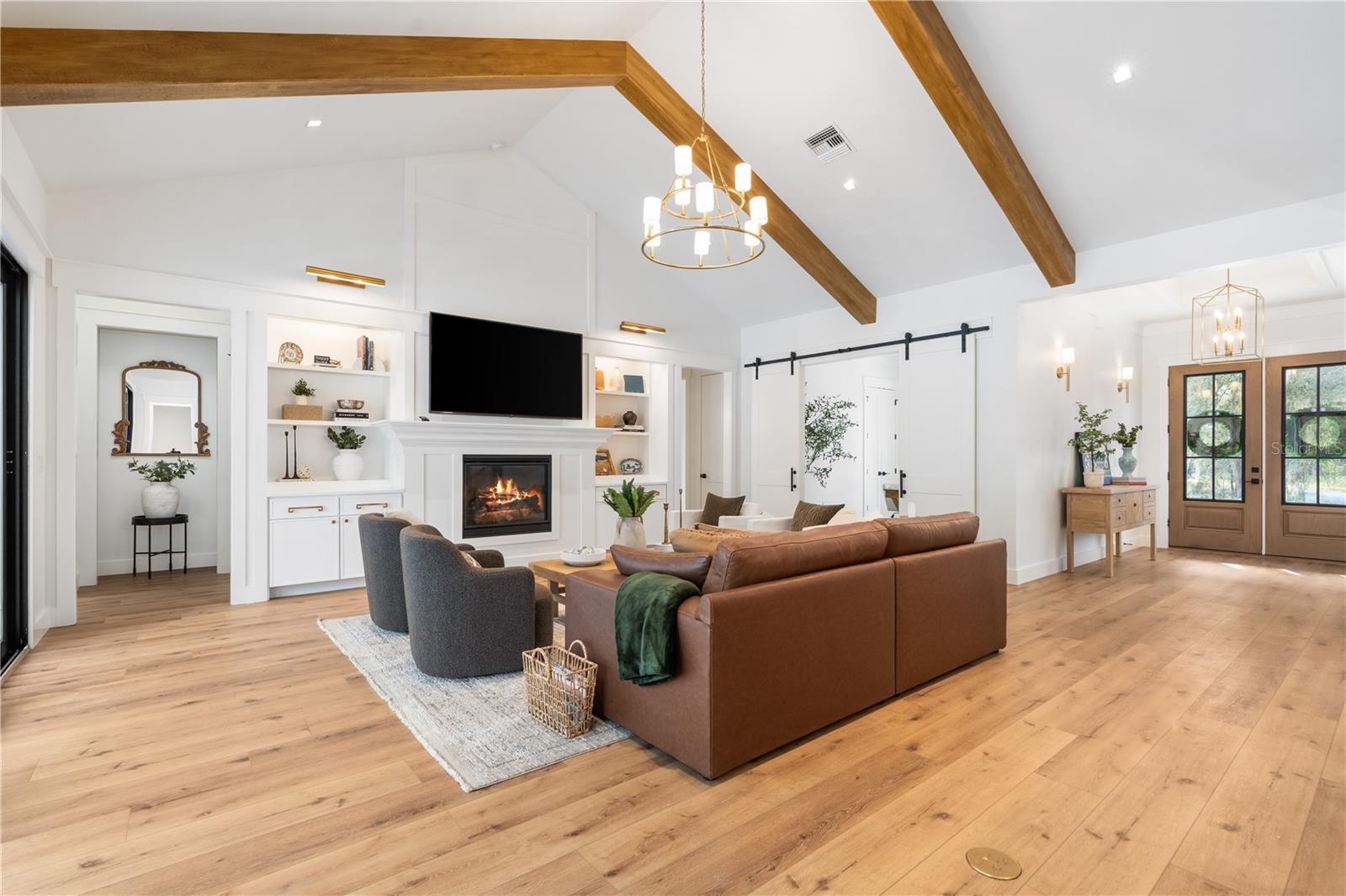 BARRINGTON PB 38 PG 85 - Residential Lease