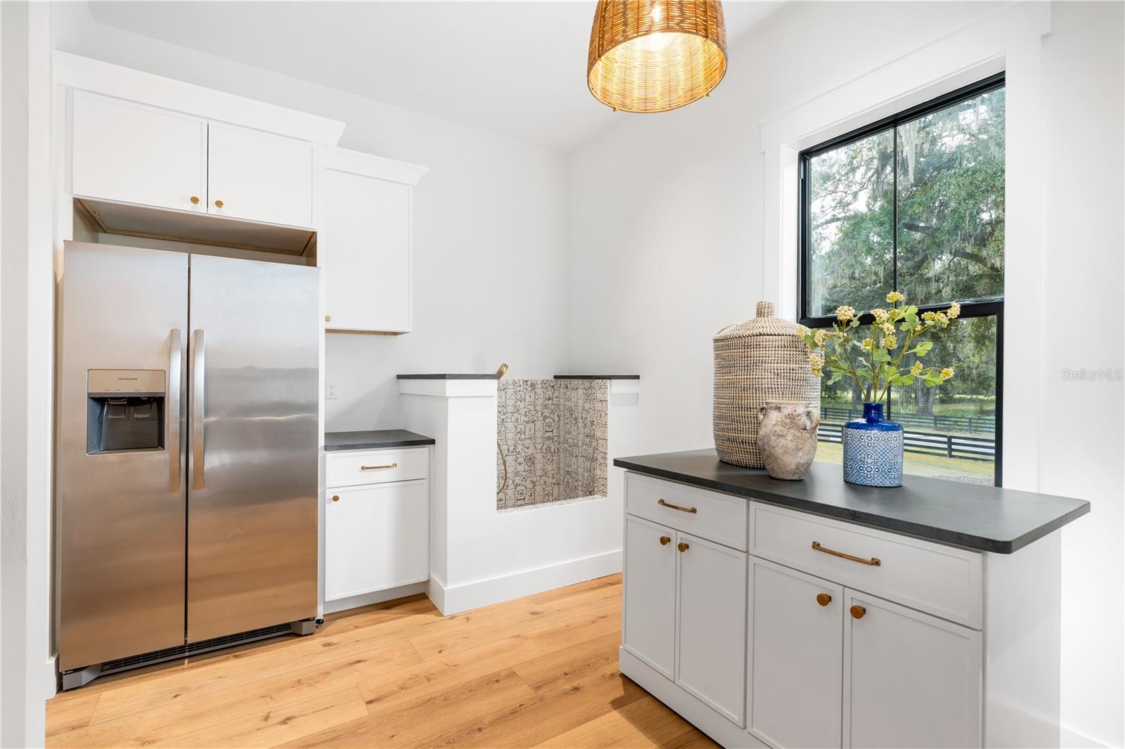 BARRINGTON PB 38 PG 85 - Residential Lease