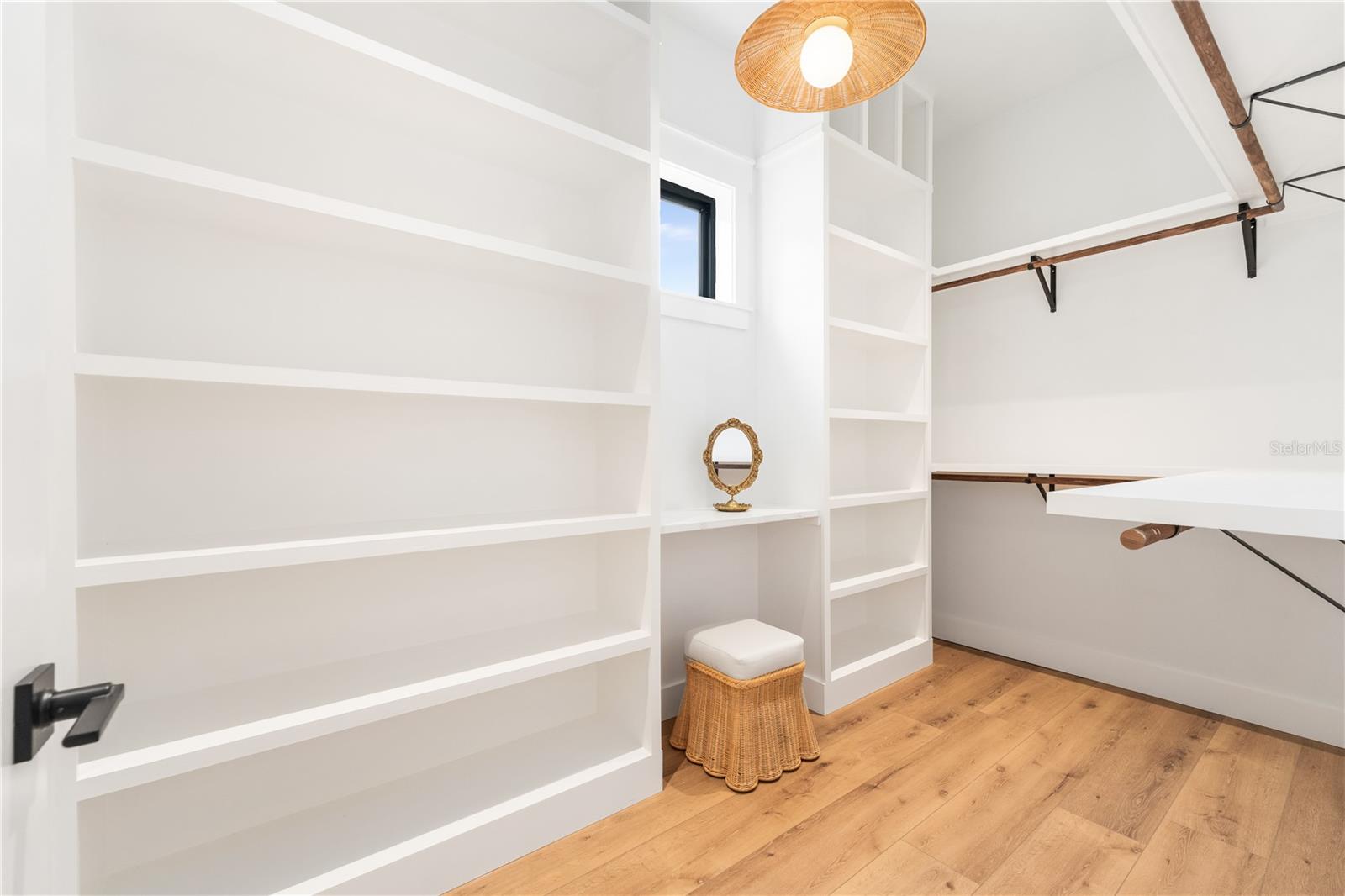 BARRINGTON PB 38 PG 85 - Residential Lease