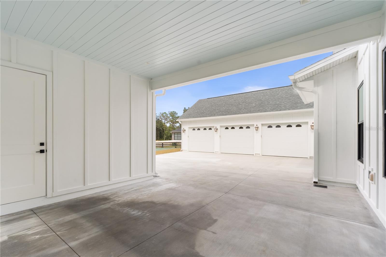 BARRINGTON PB 38 PG 85 - Residential Lease